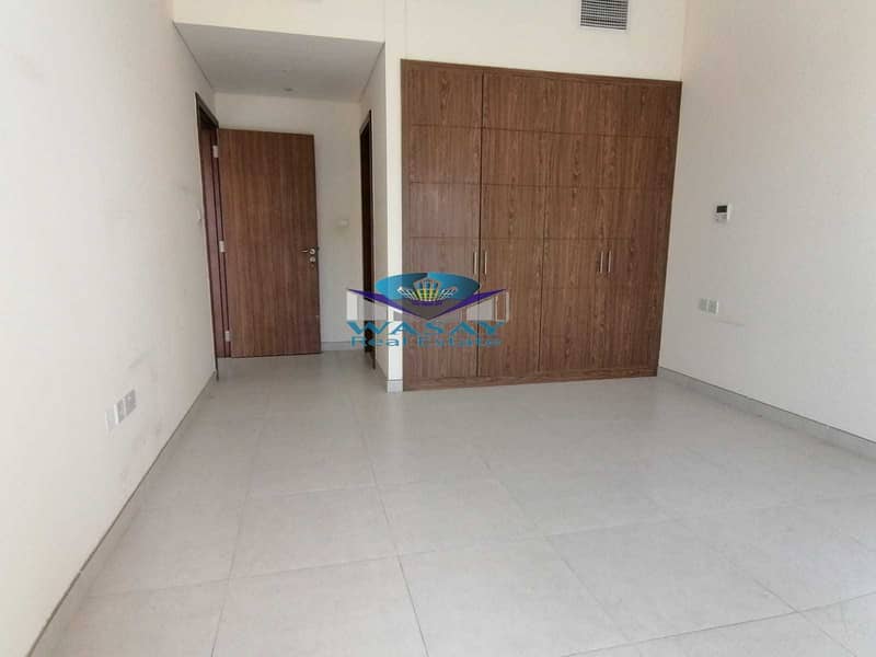 شقة في واحة دبي للسيليكون 1 غرفة 40000 درهم - 5459685