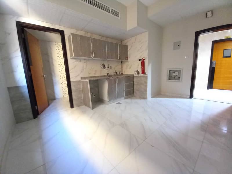 Brand new available in 13k new muwaileh sharjah. . . ^ Brand new available in 13k new muwaileh sharjah. . . ^