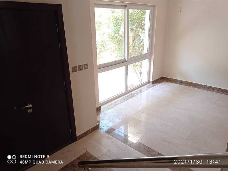 19 Massive/ Well Maintained/ 4BHK + Maid's Room