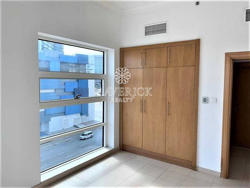 5 Spacious+Bright 1BR | Vacant | 4 Cheques