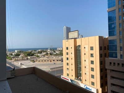 1 bed room for rent with good price and parking free