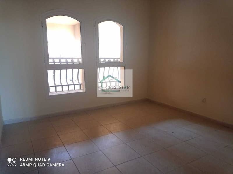 10 Spacious | 3BHK Duplex | Vacant