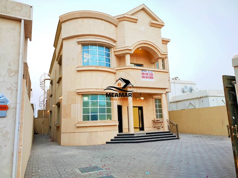 perfect used villa with electricity , water and A/C beside mosque for sale