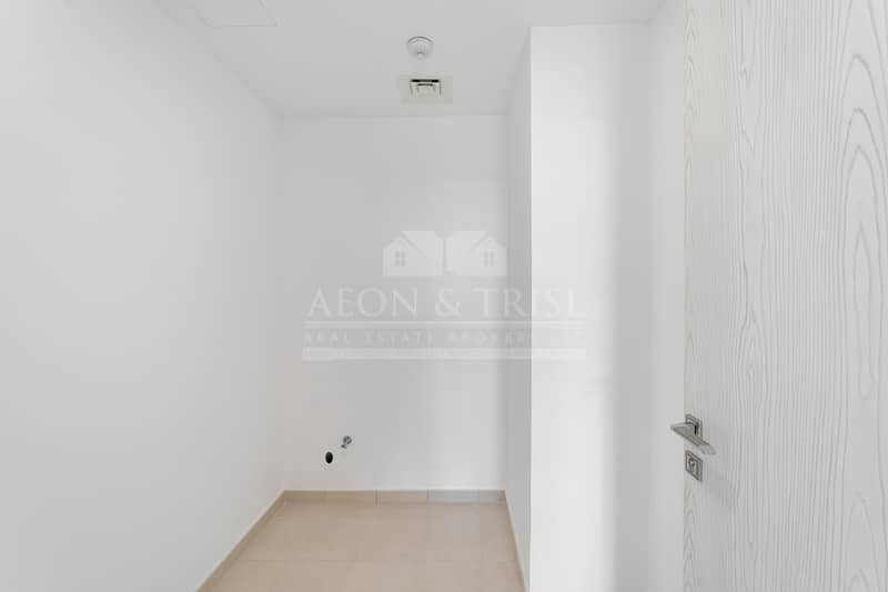 4 04 Series | 2 Bedroom Apartment | Road View