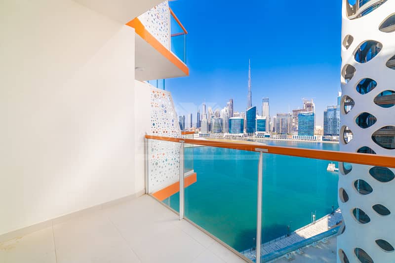Burj Khalifa and Canal View | Brand New Apartment Burj Khalifa and Canal View | Brand New Apartment