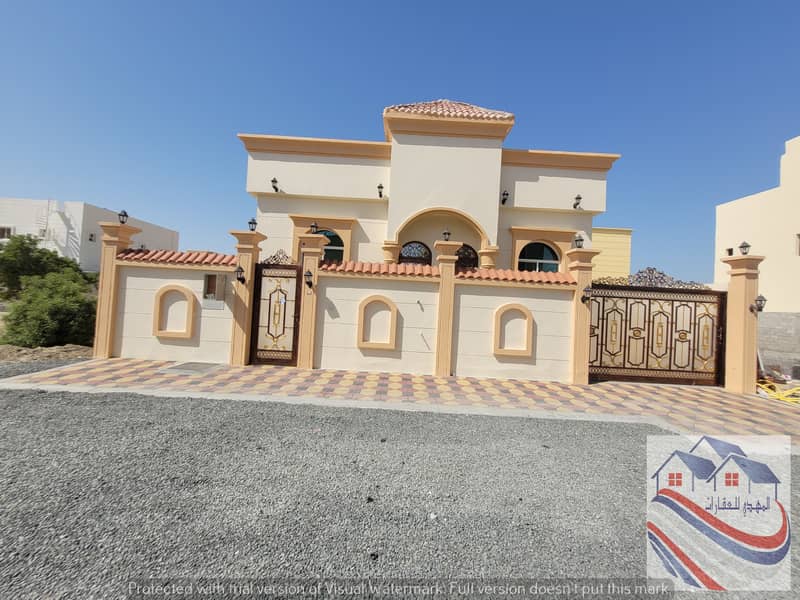 Villa for sale, super dulux finishing, in a great location, close to all services, exit to Sheikh Mohammed bin Zayed Street, with the possibility of b