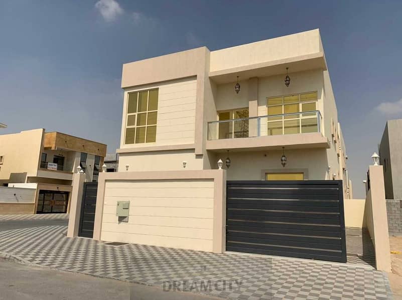 For sale villa on an asphalt street directly, freehold, all nationalities, super deluxe finishing, close to all services