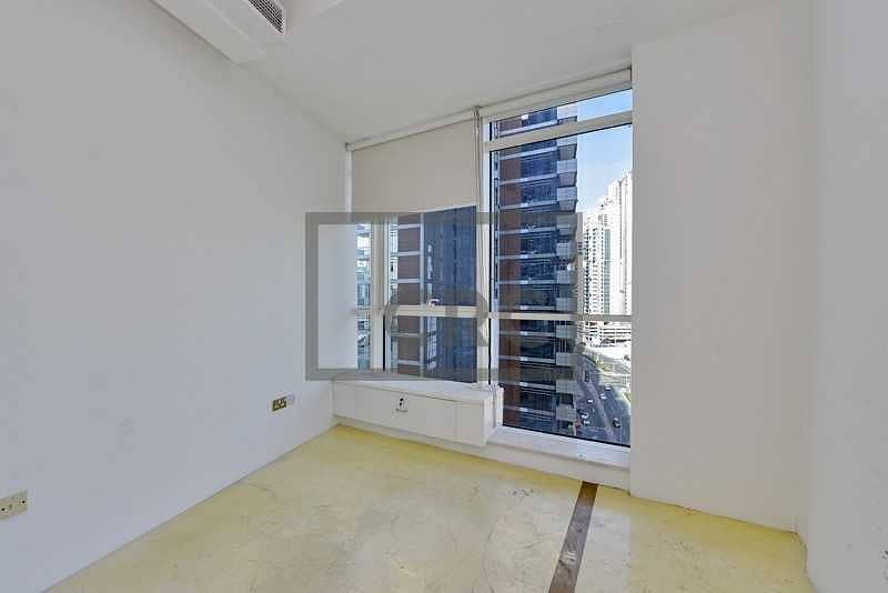9 Rented | Burj Khalifa | Fitted Partition