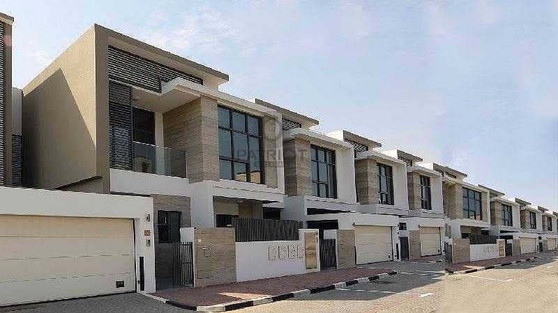 10 EXCLUSIVE LOUNCH Book 4BR+M townhouse of your Choice @ Gardenia II