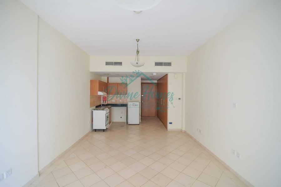 Studio apartment with Parking Studio apartment with Parking