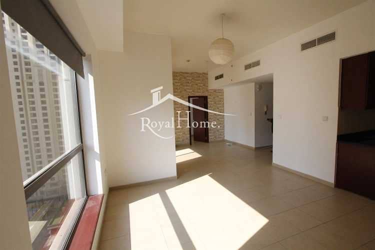 4 Bright 1BR | Middle Floor | 01