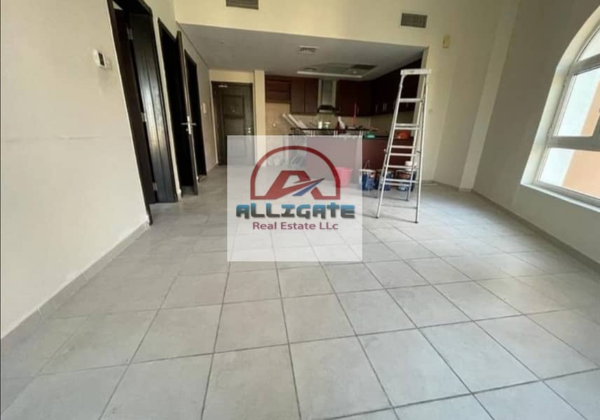 U-Type 1-Bedroom || Big Layout || Well Maintained || Accessible Area