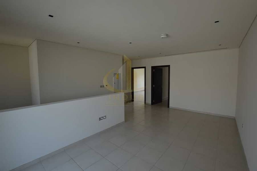 8 Private Garden | 2BR+M Nakheel TH | Vacant on Transfer