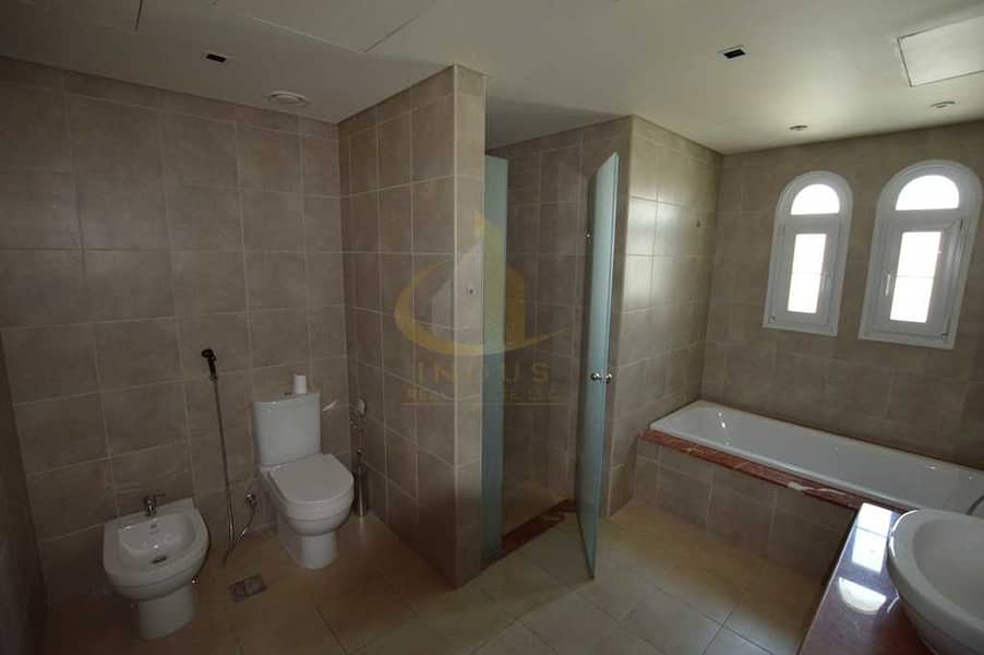 11 Private Garden | 2BR+M Nakheel TH | Vacant on Transfer