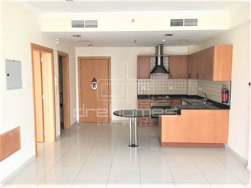 1 Bedroom With Fitted Kitchen|1 Car Park