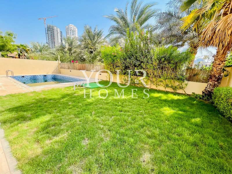 24 NK | G+1 5Bed Villa | Private Pool | Huge Size