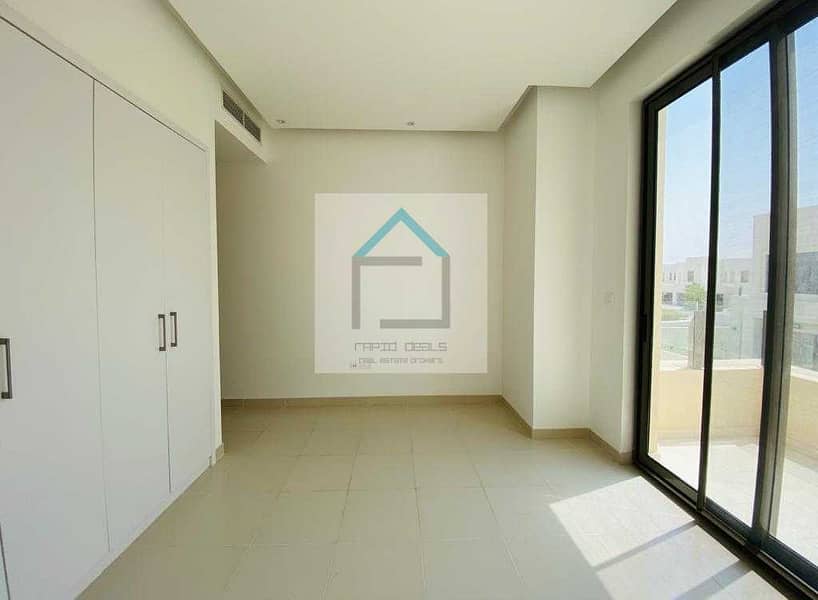 7 Beautiful Type I 3BR+Maids Villa for Rent @ Mira Oasis