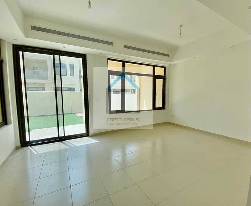 12 Beautiful Type I 3BR+Maids Villa for Rent @ Mira Oasis