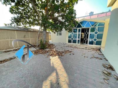 14 Bedroom Villa for Sale in Musherief, Ajman - Only and exclusively for the citizens of Ajman, a villa of 10,000 feet for sale on the neighboring street at the price of a snapshot 14 Bedroom Villa for Sale in Musherief, Ajman - Only and exclusively for the citizens of Ajman, a villa of 10,000 feet for sale on the neighboring street at the price of a snapshot