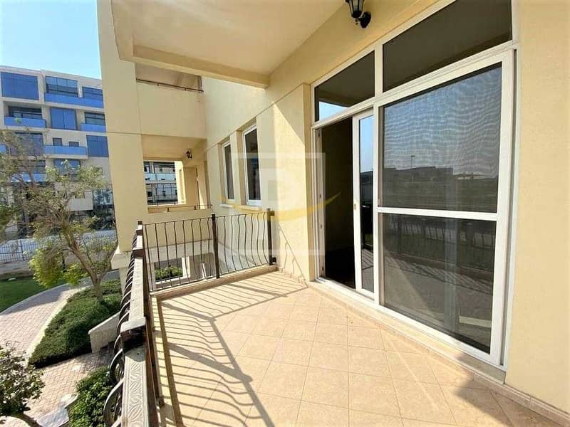 10 Close to School | Ready to Move | Garden Facing | FVIP