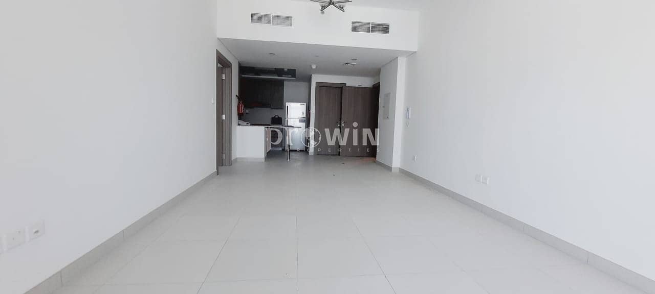 Very Beautiful Apt | Huge Balcony UNFURNISHED | Prime Location !!!