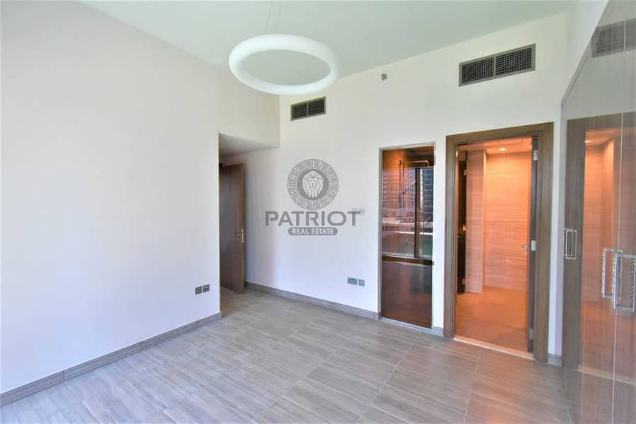 Brand-new building  the heart of JLT Available one bedroom for rent in Cluster K