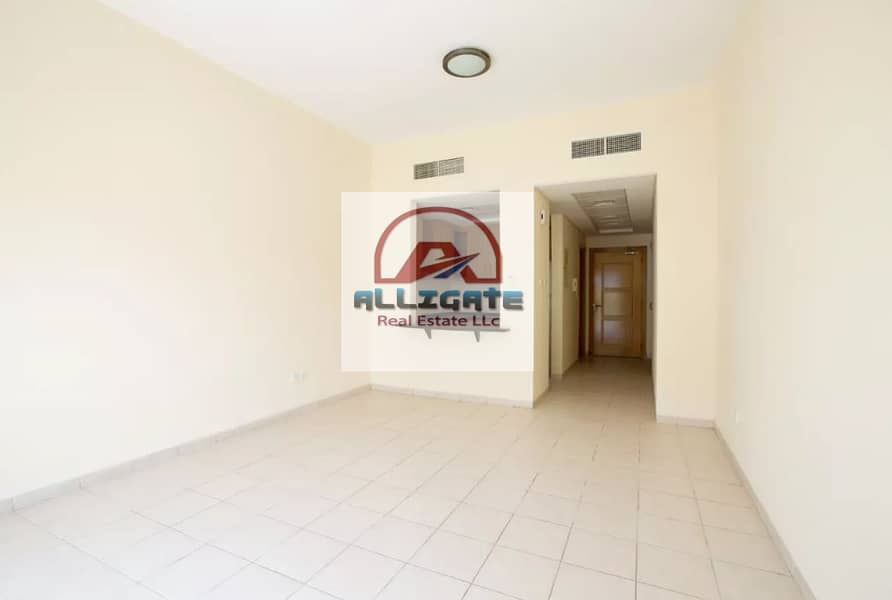 NEAR TO METRO || HOT DEAL || BRIGHT UNIT