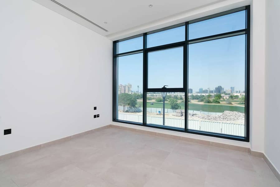 9 Genuine Resale | Flower Unit | Large Garden | View today