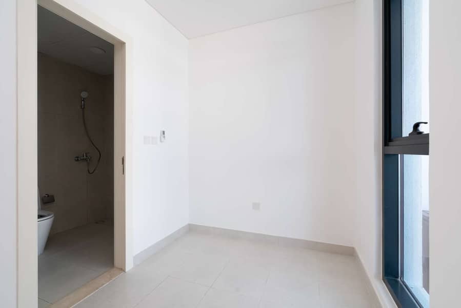 14 Genuine Resale | Flower Unit | Large Garden | View today