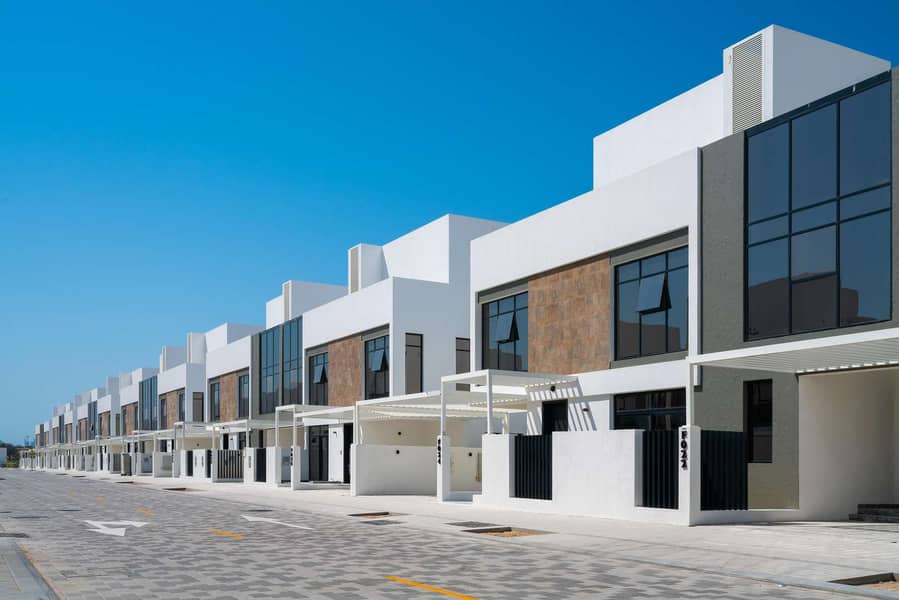3 Large Flower Type Resale Home