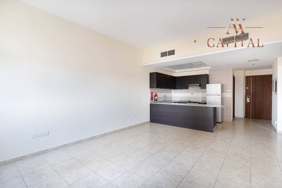 Vacant & Ready | Kitchen Equipped | High Floor