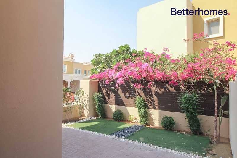 28 Immaculate Large Corner Plot - 3 Bed + Maids Room