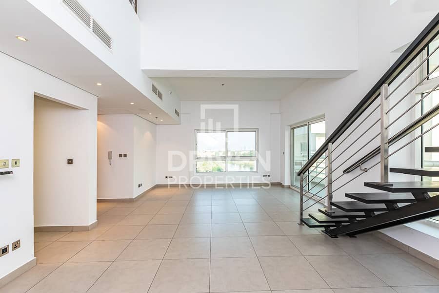 Best Location | Well-managed and Vibrant Best Location | Well-managed and Vibrant