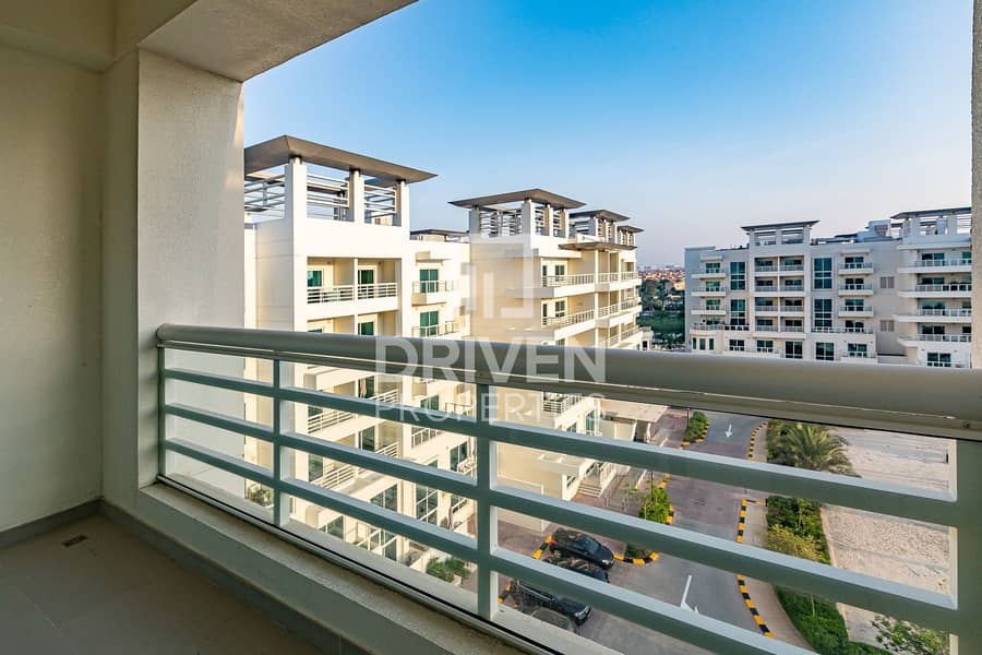 12 Best Location | Well-managed and Vibrant