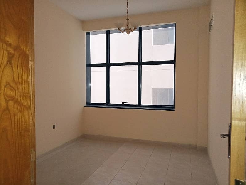 SPACIOUS FLAT| NO COMMISSION | FREE 1-MONTH STAY | DRIECT FROM THE OWNER