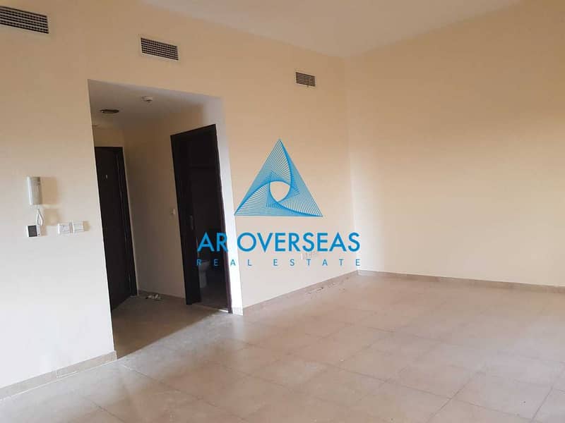 10 Remraam Al Ramth 1 Br  Closed kitchen with terrace  for Rent