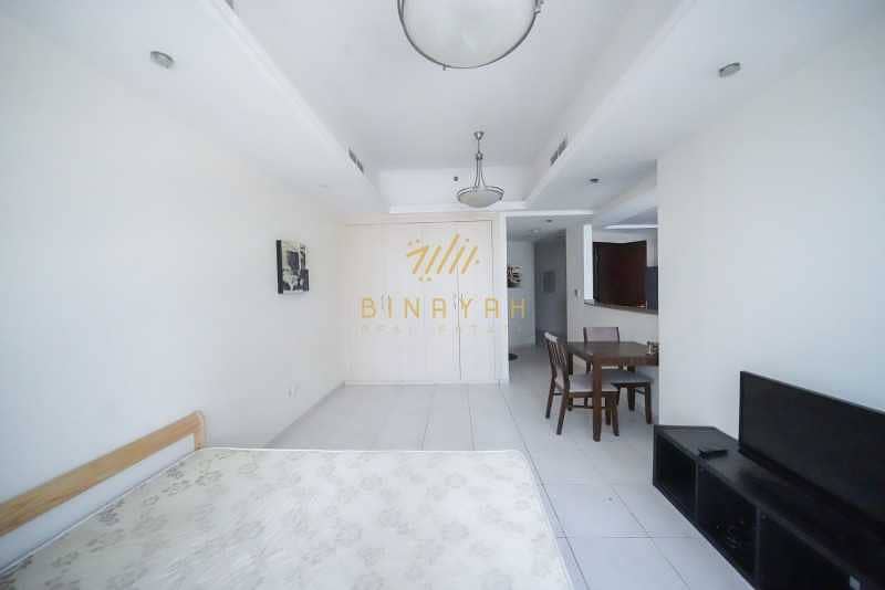 8 Semi Furnished  Studio / Next to metro / Balcony