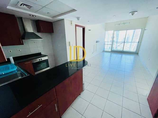 8 Close to Metro | Kitchen Equipped | With Parking HL