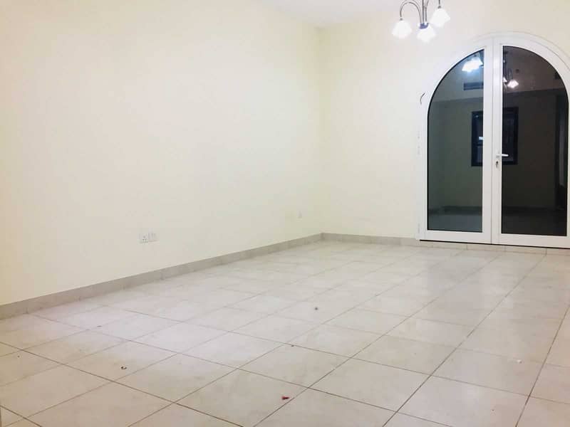 1-BEDROOM FOR SALE IN PRIME RESIDENCE PRIVATE BUILDING (VACANT ON TRANSFER)