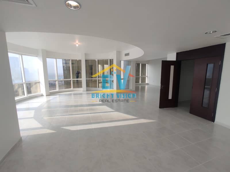 3+1Bedroom Apartment | Maids | Parking Near Corniche