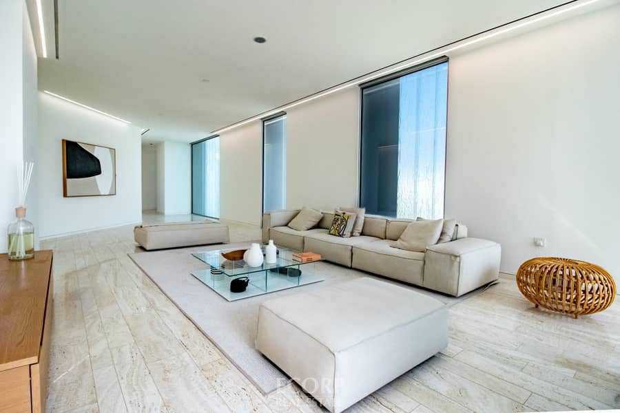 3 Sea Views | Pristine 4BR Penthouse | Elegant & Bright