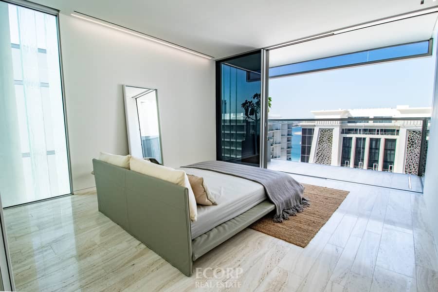 10 Sea Views | Pristine 4BR Penthouse | Elegant & Bright