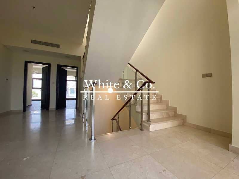 20 Spacious 3 Bed + Maids | Large Terrace | Vacant