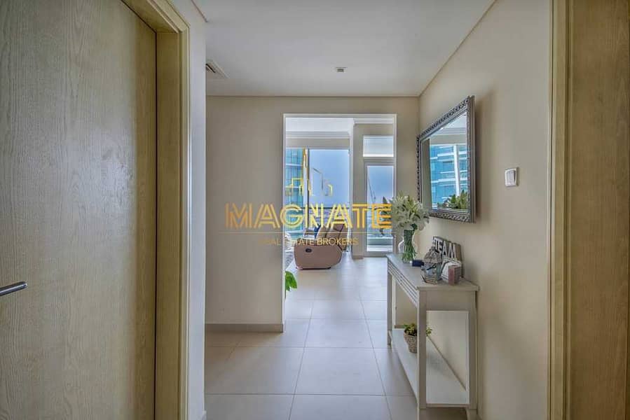 10 Sea View | Massive 2 Beds + M | Fitted Kitchen