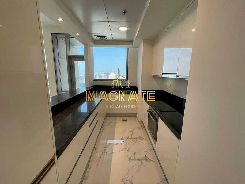 4 Sea View | Ready to Move | Massive 3 Beds