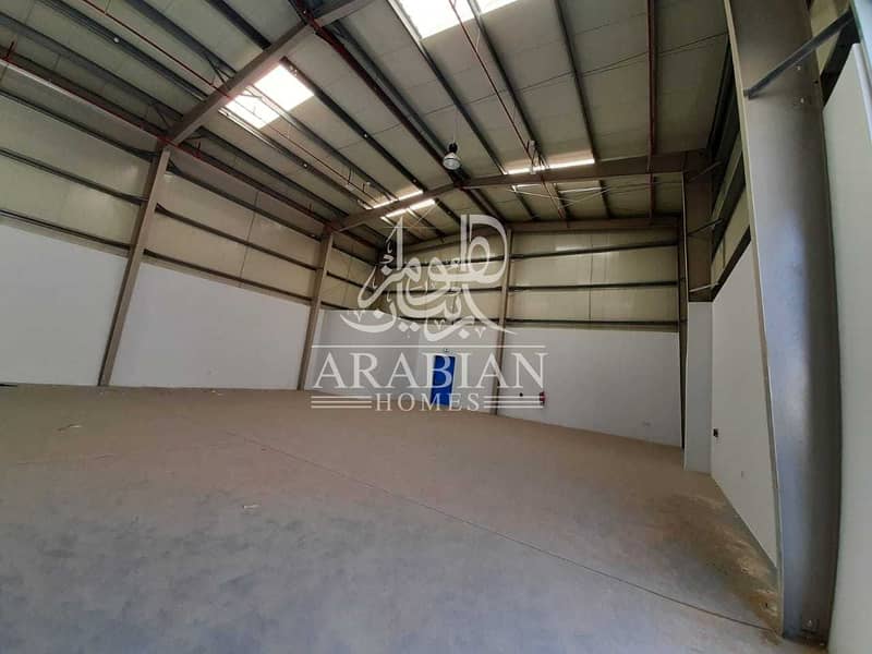 3 252sq. m - BRAND NEW!! COMPLETE & BRAND NEW!!  WAREHOUSE FOR RENT