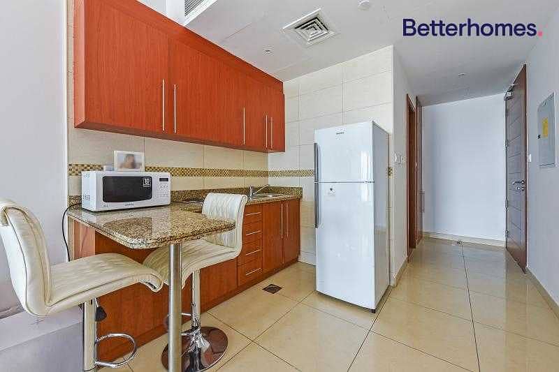 6 Furnished | Close To Metro | With Parking