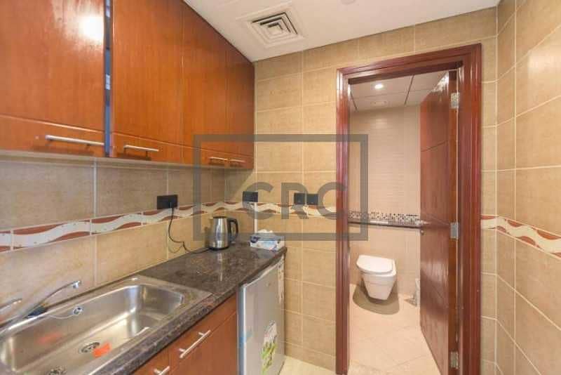 5 Fully Furnished |Mid floor|DMCC license