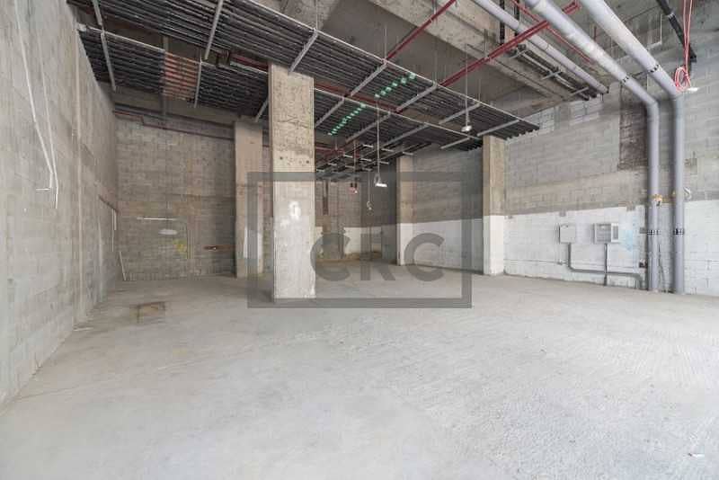 5 Business Bay|Main Road|Parking