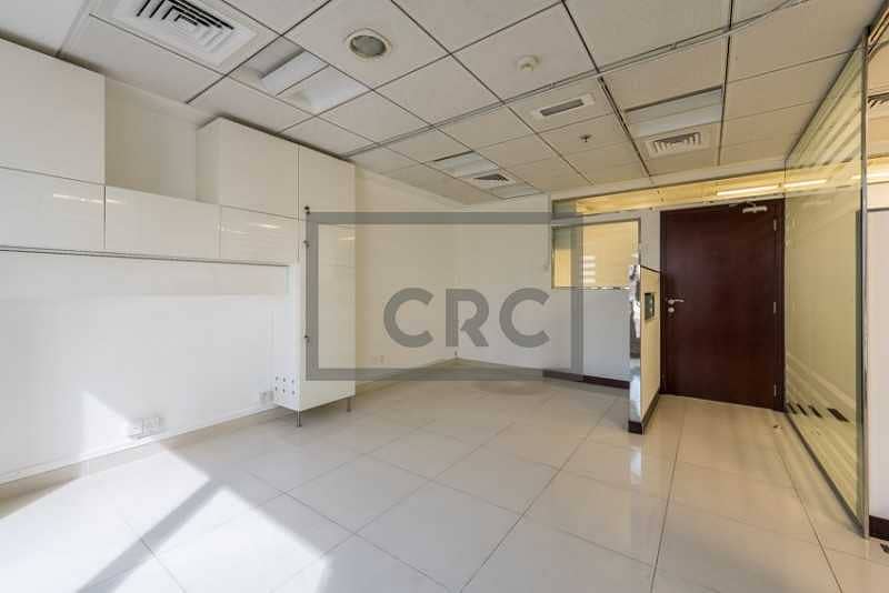 8 Fitted & Partitioned | Office Close to Metro